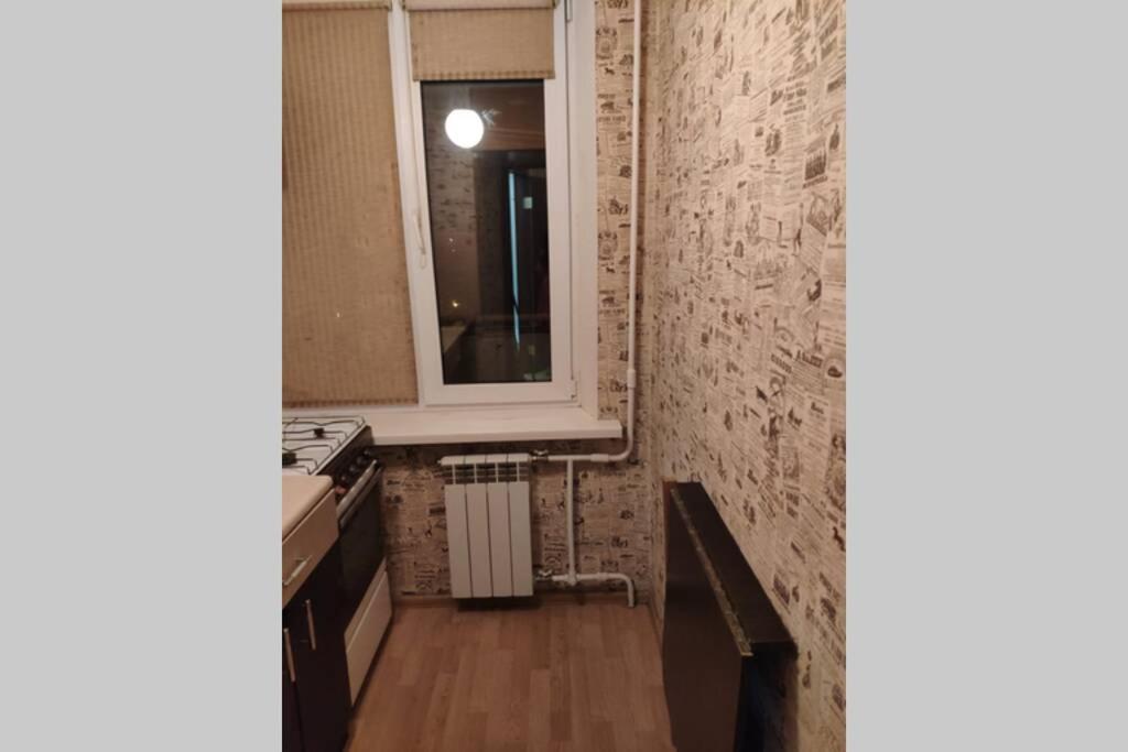 Small Apartment For 2 Kyiv Exterior foto